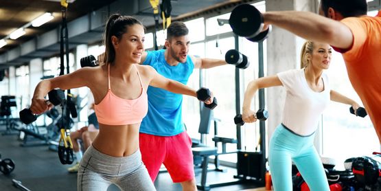 In che modo gli steroidi ti aiutano a superare un plateau di allenamento? In che modo gli steroidi ti aiutano a superare un plateau di allenamento?
